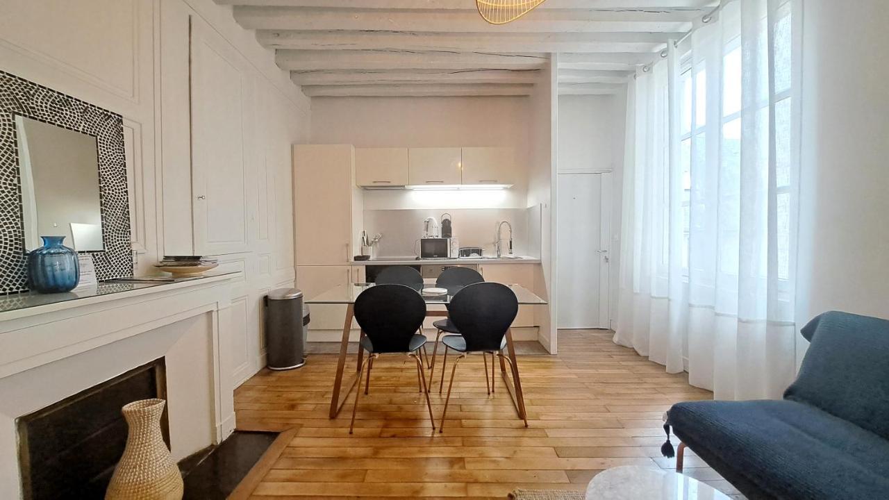Appartement Centre Vieux Tours Dans Immeuble Historique 3P Bagian luar foto