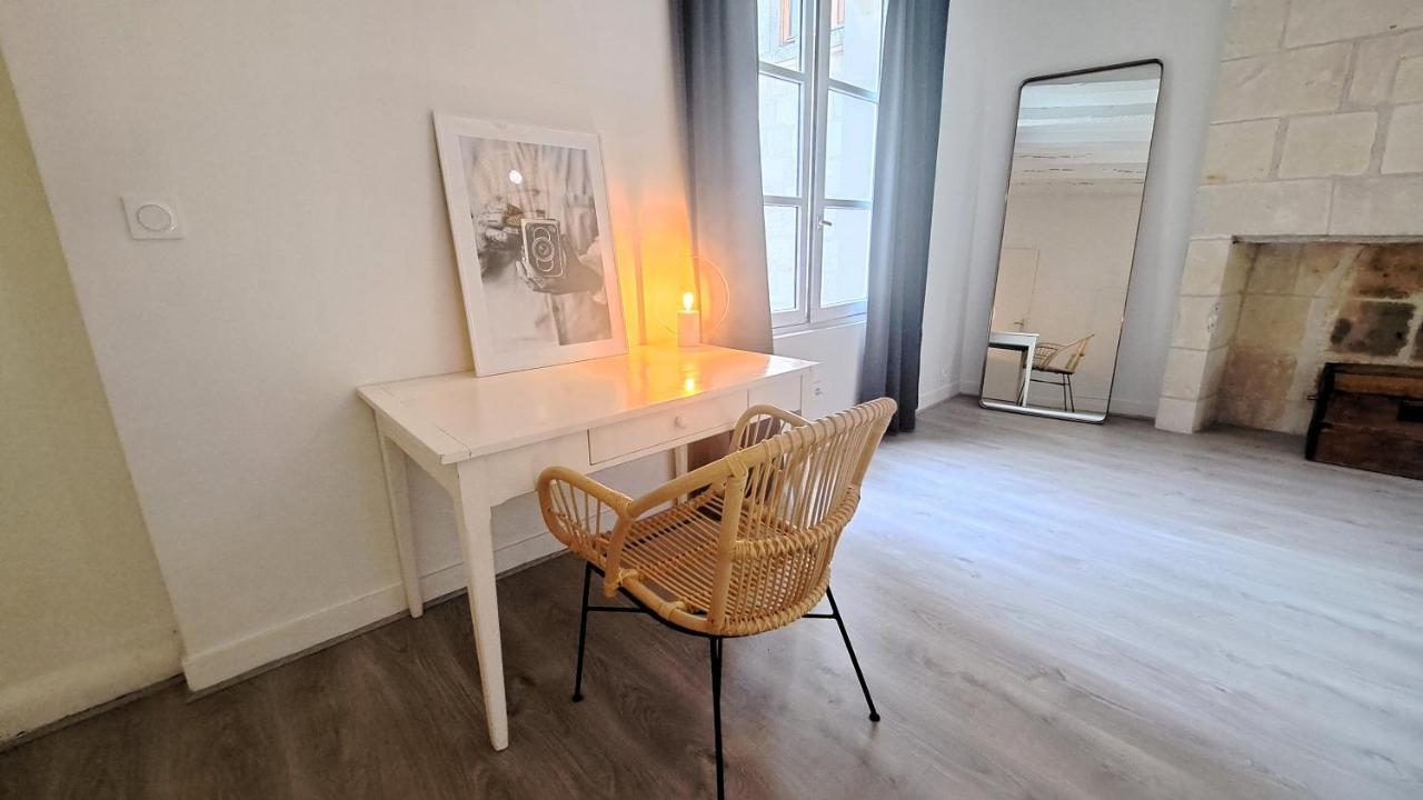 Appartement Centre Vieux Tours Dans Immeuble Historique 3P Bagian luar foto